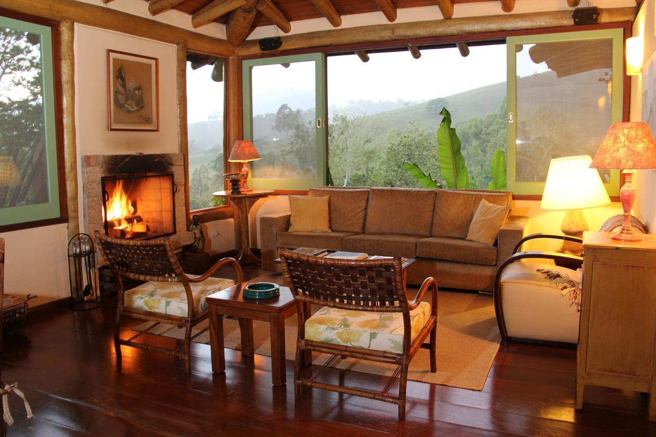 Maria Manha Inn